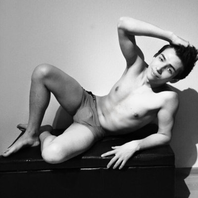 littlewolfy96 naked stripping on cam for live sex video chat