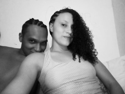 LizNickii naked stripping on cam for live sex video chat