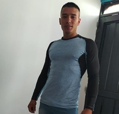 Logan_Boxx naked stripping on cam for live sex video chat