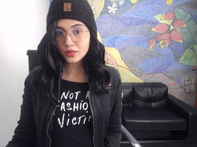 Lola_loliita naked stripping on cam for live sex video chat