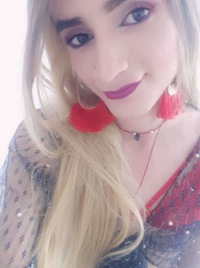 lorrine_manson24 naked stripping on cam for live sex video chat