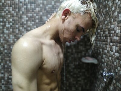 Luke__Mendes naked stripping on cam for live sex video chat