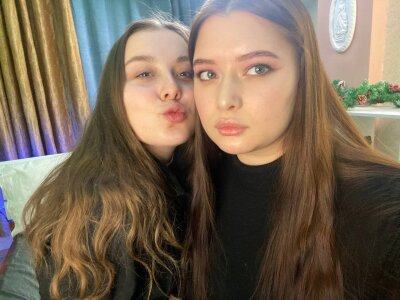 LustyMay naked stripping on cam for live sex video chat