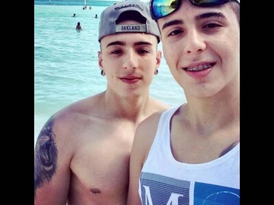magdaboys naked stripping on cam for live sex video chat