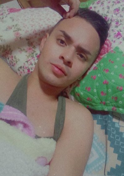 Mathiias_Hott naked stripping on cam for live sex video chat