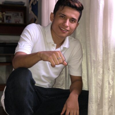 maximo_abelard naked stripping on cam for live sex video chat