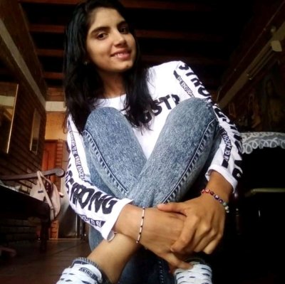melinaa_sexy15 naked stripping on cam for live sex video chat