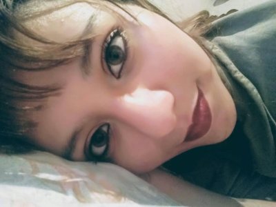 melody_chick naked stripping on cam for live sex video chat