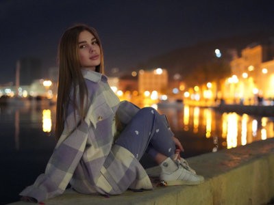 Milashaaa naked stripping on cam for live sex video chat