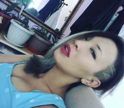 minnie_bae naked stripping on cam for live sex video chat