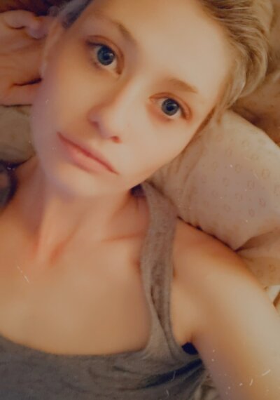 mmmbabygirl11 naked stripping on cam for live sex video chat