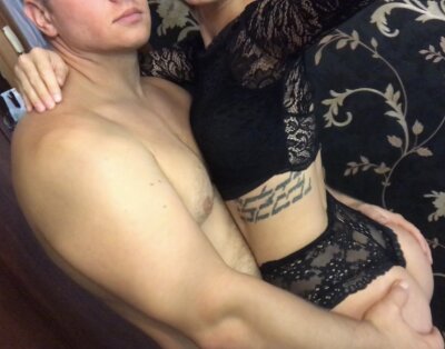 mr-MrsBigsex naked stripping on cam for live sex video chat