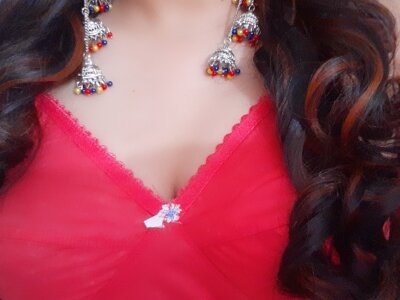 nafizasheikh19 naked stripping on cam for live sex video chat