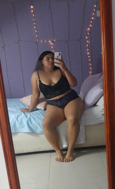 Nataly_smith naked stripping on cam for live sex video chat