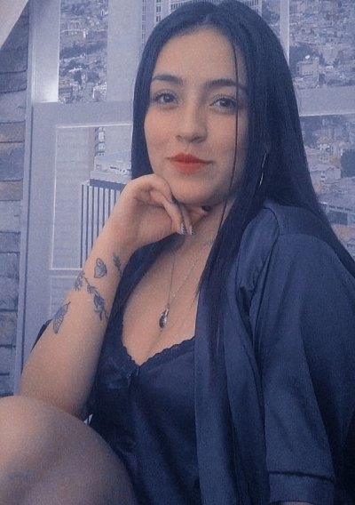 nicolle_girl01 naked stripping on cam for live sex video chat