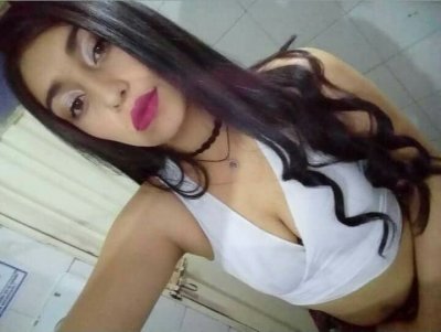 nina_18 naked stripping on cam for live sex video chat