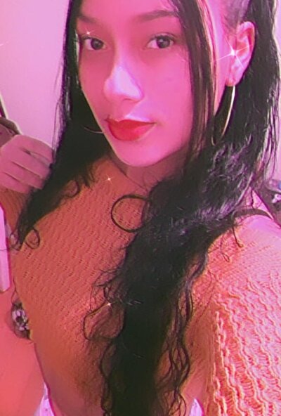 nina_sweet11 naked stripping on cam for live sex video chat