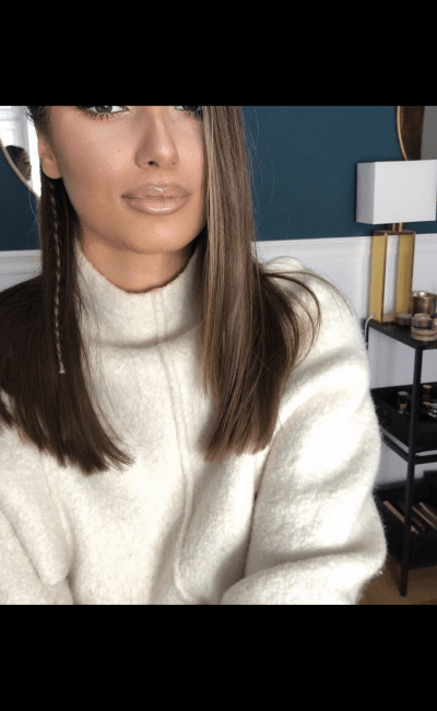 NoisedDolphin naked stripping on cam for live sex video chat