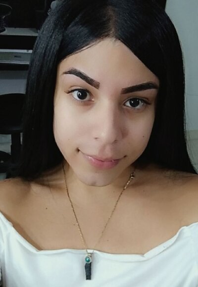 pamelaashely naked stripping on cam for live sex video chat
