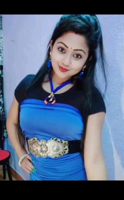 PoojaSaini98 naked stripping on cam for live sex video chat