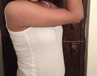 prettyshalu naked stripping on cam for live sex video chat