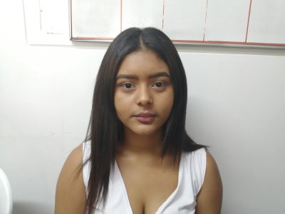 princesselau naked stripping on cam for live sex video chat
