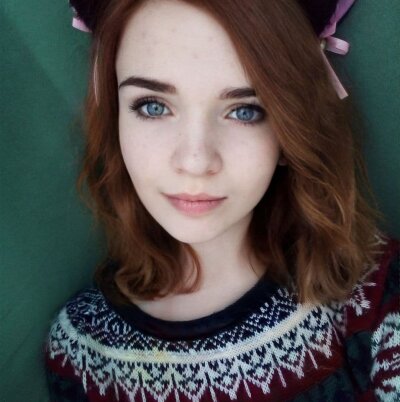 QueensGambit_ naked stripping on cam for live sex video chat