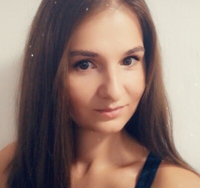 Ri_Sweeet naked stripping on cam for live sex video chat