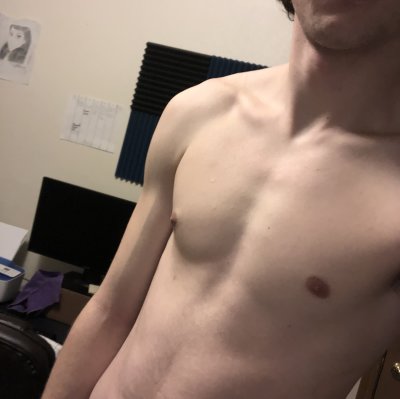 Rondogg13 naked stripping on cam for live sex video chat