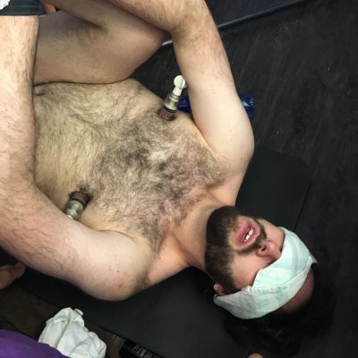 Roscoebear naked stripping on cam for live sex video chat