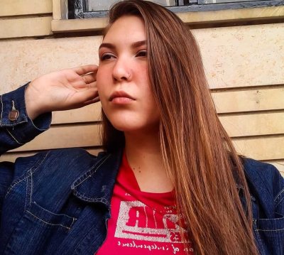 RussaEllie naked stripping on cam for live sex video chat