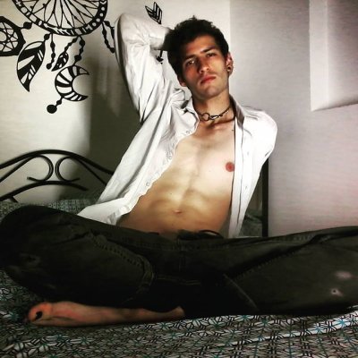 saintjimmy_ naked stripping on cam for live sex video chat