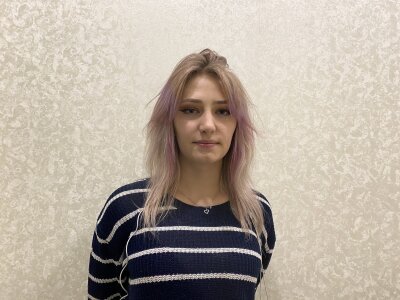 SalmaBanchi naked stripping on cam for live sex video chat