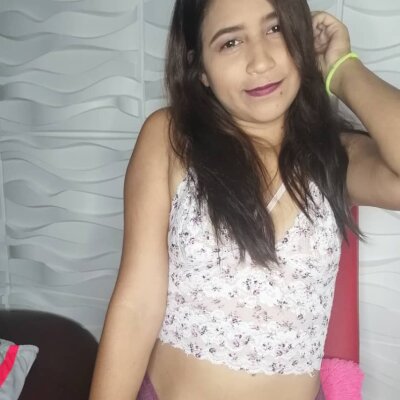 samantha_hot_xxx naked stripping on cam for live sex video chat