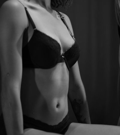 Samary_ naked stripping on cam for live sex video chat