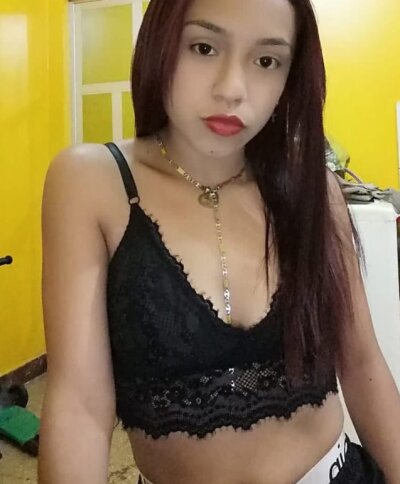 sansa_ariel naked stripping on cam for live sex video chat