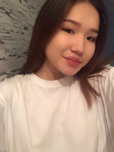 sara_yun naked stripping on cam for live sex video chat