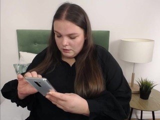 selinaglow naked Live Sex Chat Room