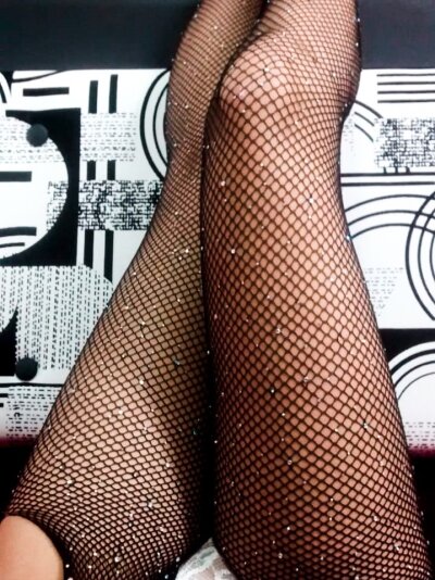 _sexy_girl naked stripping on cam for live sex video chat