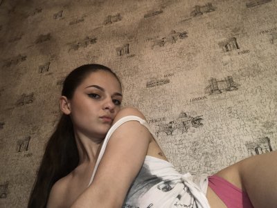 sexyAnnastasya naked stripping on cam for live sex video chat