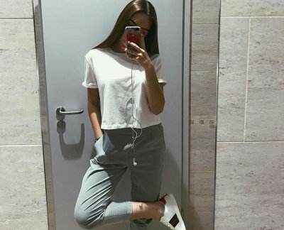 ShawtySweet naked stripping on cam for live sex video chat