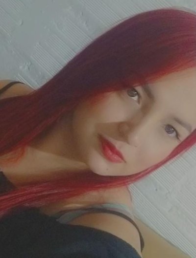 skinny_and_chikis naked stripping on cam for live sex video chat