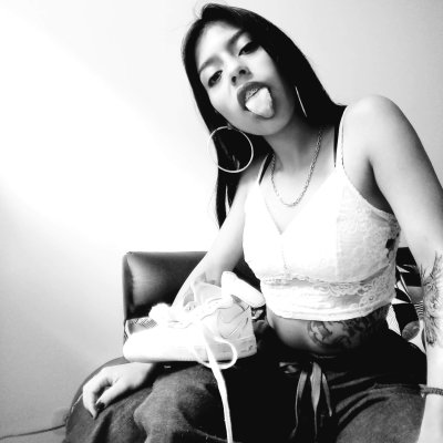 Sofia_blues naked stripping on cam for live sex video chat