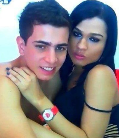 sofivsheavyxx naked stripping on cam for live sex video chat