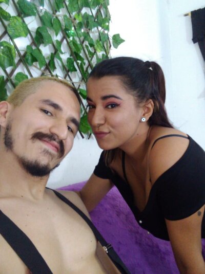 SPECIAL-COUPLE22 naked stripping on cam for live sex video chat
