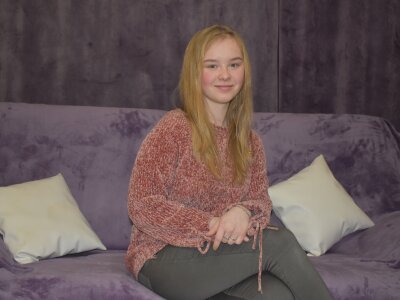 StareLighte naked stripping on cam for live sex video chat