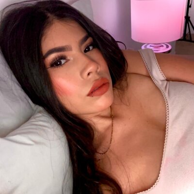 sweet__tattis naked stripping on cam for live sex video chat