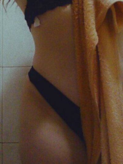sweetdevil_ naked stripping on cam for live sex video chat