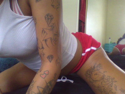 SweetLoliie naked stripping on cam for live sex video chat