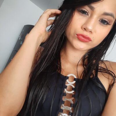 tata_1986 naked stripping on cam for live sex video chat